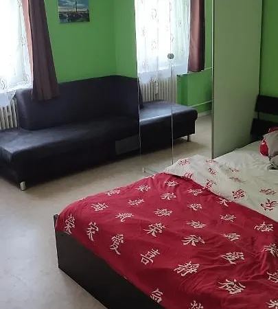 Apartamento 2 Bedroom Near Central Station - Only 5 Minutes To Oktoberfest!! *