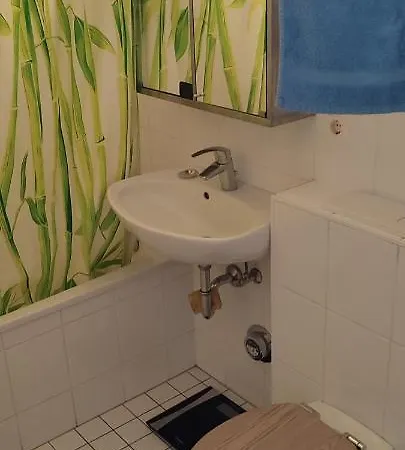 2 Bedroom Near Central Station - Only 5 Minutes To Oktoberfest!! Apartament